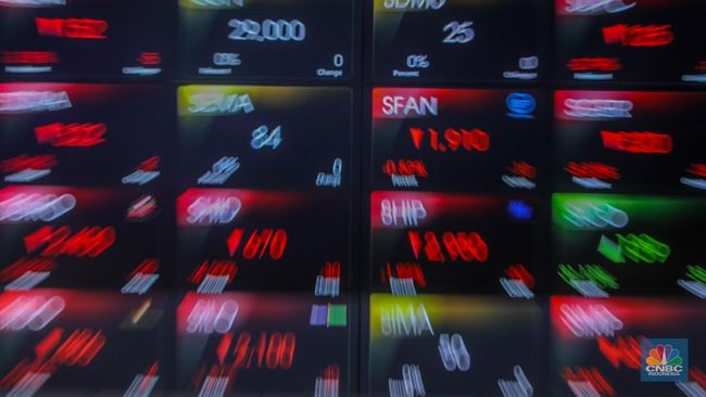 Saham Bank dan Energi Anjlok Tekan Laju IHSG Hari Ini